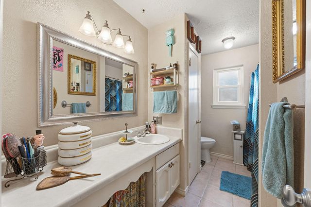 9806 Cassowary Drive, Conroe, TX 77385