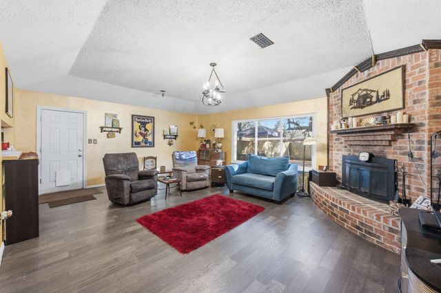 9806 Cassowary Drive, Conroe, TX 77385