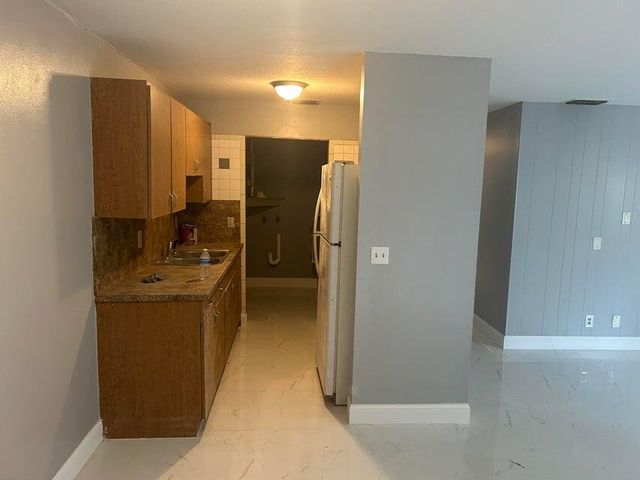 730 NW 19th Street B, Fort Lauderdale, FL 33311