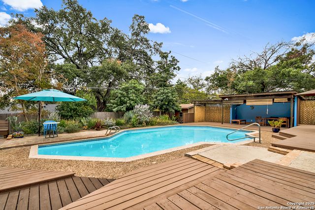 2702 Marlborough, San Antonio, TX 78230