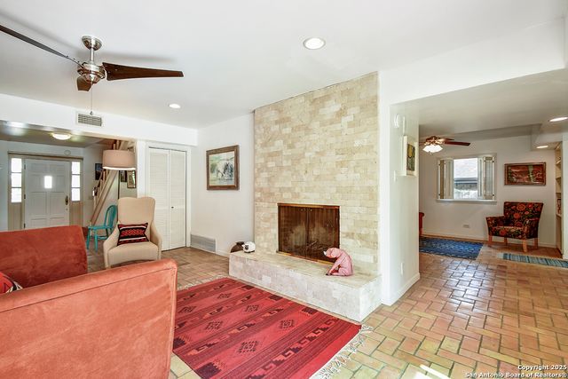 2702 Marlborough, San Antonio, TX 78230