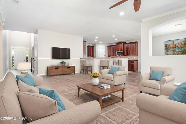 642 WAKEVIEW Drive, Orange Park, FL 32065