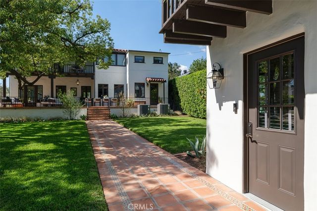 2098 Roosevelt, Altadena, CA 91001