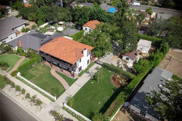 2098 Roosevelt, Altadena, CA 91001