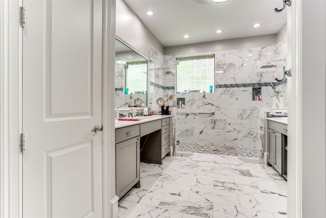 1912 Surrey Lane, Mckinney, TX 75072