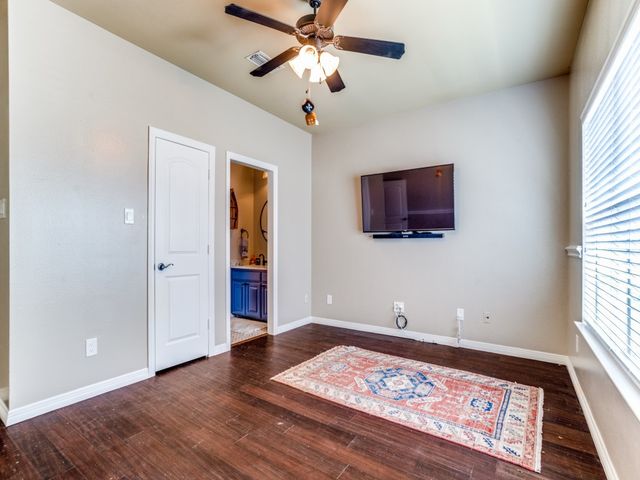 1912 Surrey Lane, Mckinney, TX 75072