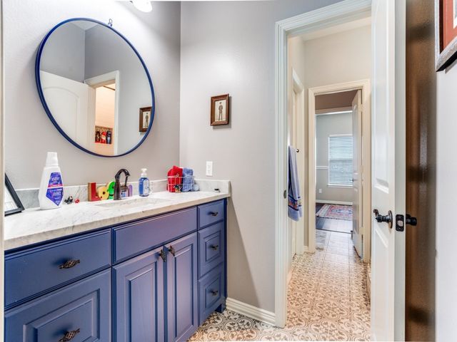 1912 Surrey Lane, Mckinney, TX 75072