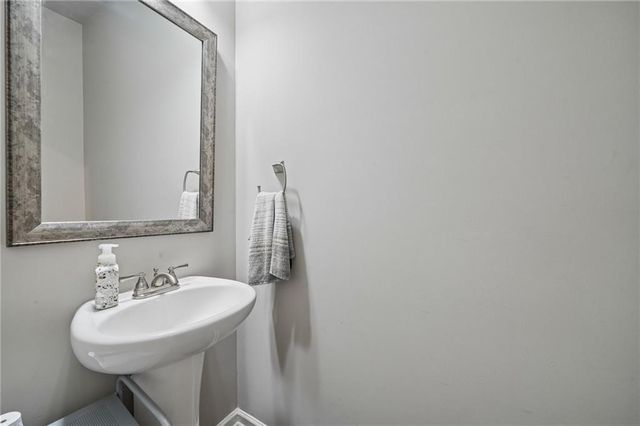 5052 Silver Fox, Oakwood, GA 30566
