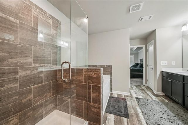 5052 Silver Fox, Oakwood, GA 30566