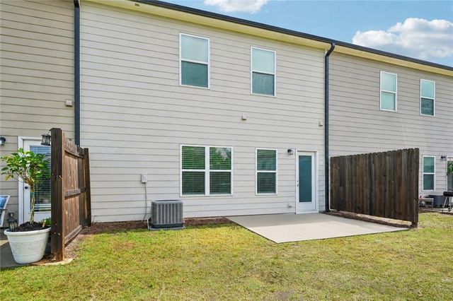 5052 Silver Fox, Oakwood, GA 30566