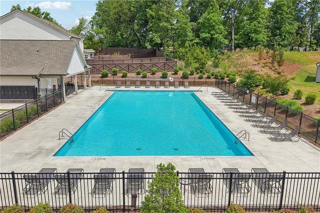 5052 Silver Fox, Oakwood, GA 30566