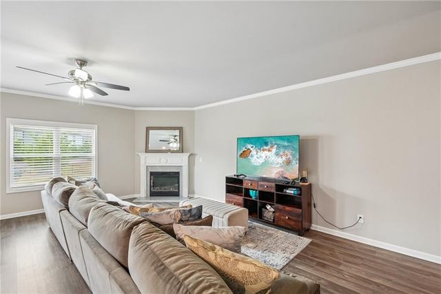 5052 Silver Fox, Oakwood, GA 30566