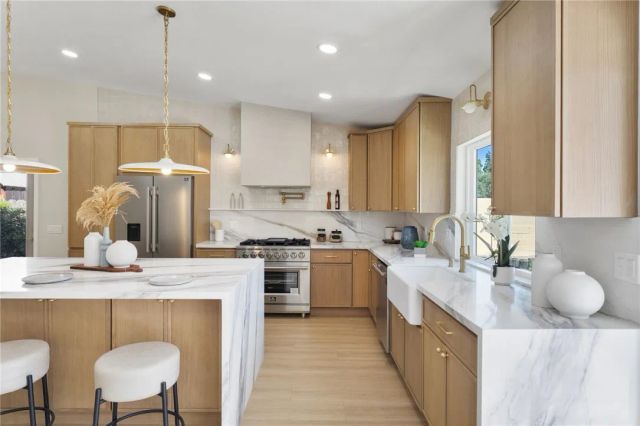 1824 Portofino, Oceanside, CA 92054