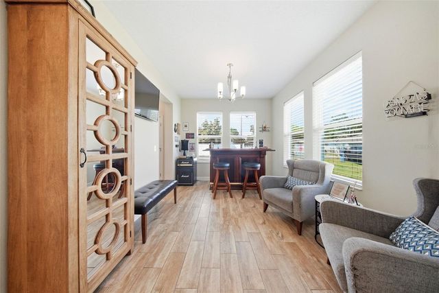 3023 W SPRUCE STREET, Tampa, FL 33607