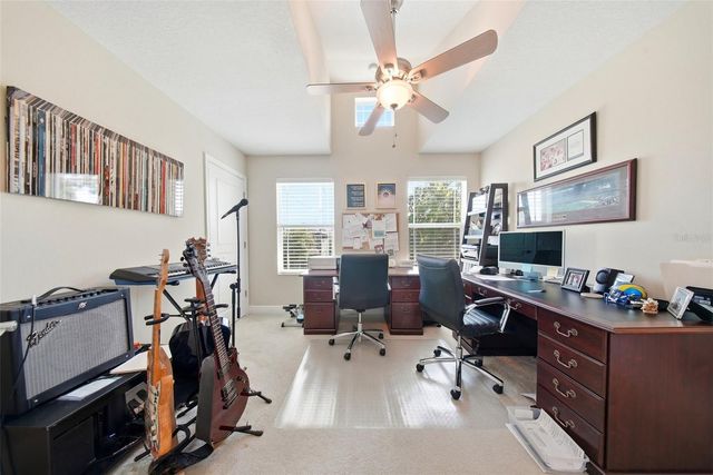 3023 W SPRUCE STREET, Tampa, FL 33607