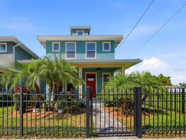 3023 W SPRUCE STREET, Tampa, FL 33607