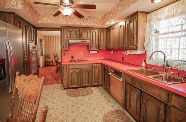 713 Highway J, Stockton, MO 65785