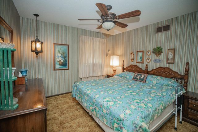 713 Highway J, Stockton, MO 65785