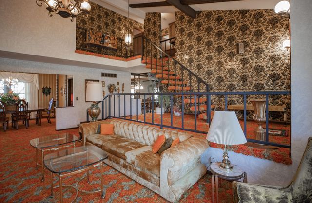 713 Highway J, Stockton, MO 65785