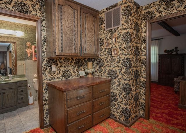 713 Highway J, Stockton, MO 65785