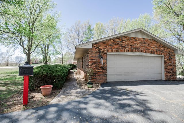 713 Highway J, Stockton, MO 65785