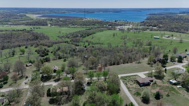 713 Highway J, Stockton, MO 65785