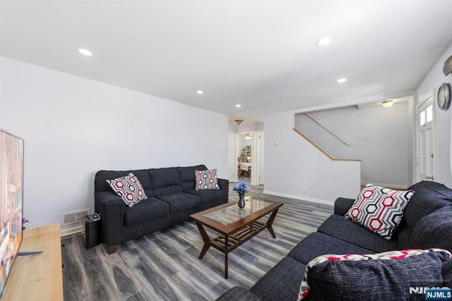 70 Teaneck Road, Ridgefield Park, NJ 07660