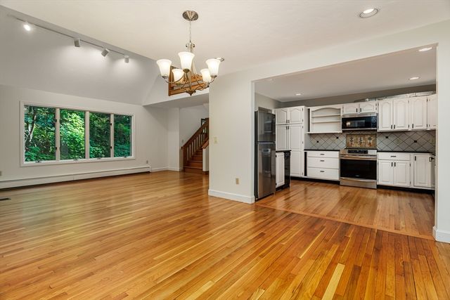 3 Sargent Rd, Bolton, MA 01740