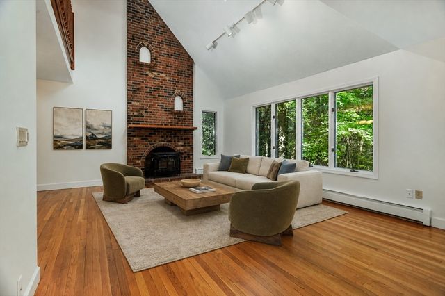 3 Sargent Rd, Bolton, MA 01740