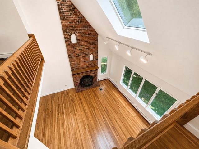 3 Sargent Rd, Bolton, MA 01740
