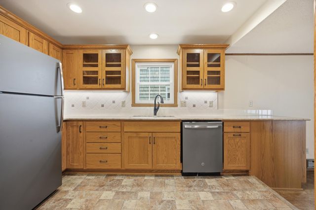 1257 4th Street N, Fargo, ND 58102