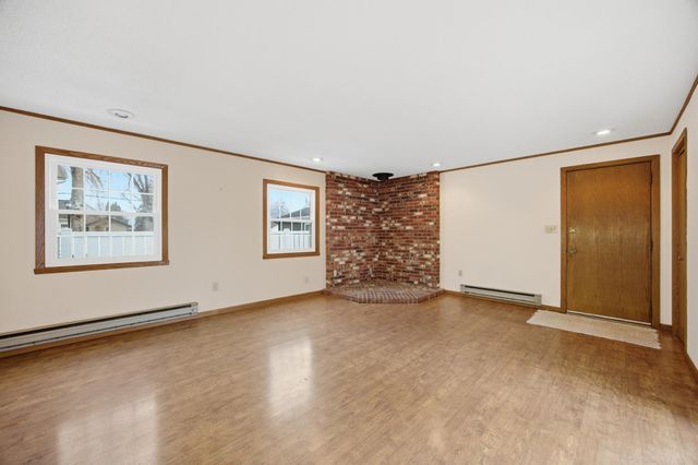 1257 4th Street N, Fargo, ND 58102