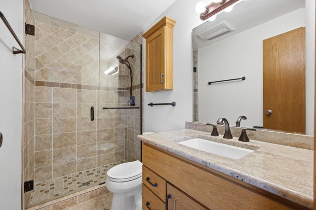 1257 4th Street N, Fargo, ND 58102