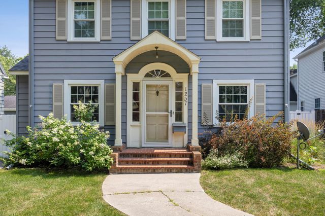 1257 4th Street N, Fargo, ND 58102