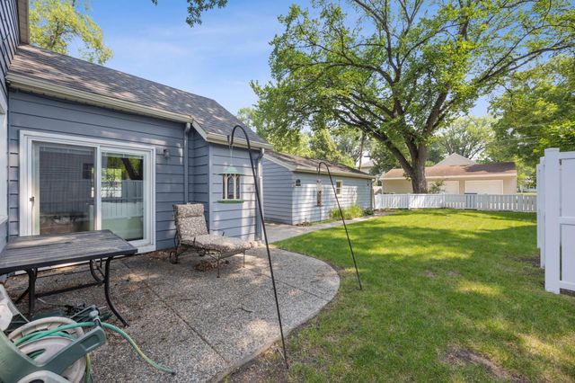 1257 4th Street N, Fargo, ND 58102