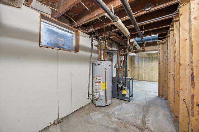 1257 4th Street N, Fargo, ND 58102