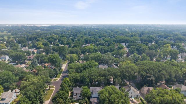 1257 4th Street N, Fargo, ND 58102