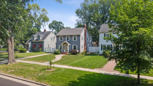 1257 4th Street N, Fargo, ND 58102
