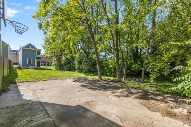 249 McCullough Street, Cincinnati, OH 45226
