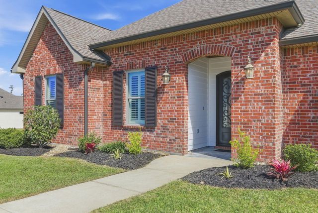 147 Plantation Trace, Longville, LA 70652