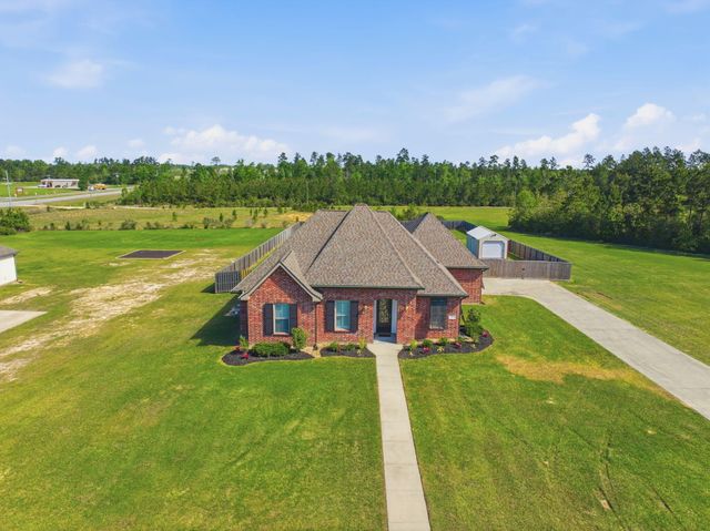 147 Plantation Trace, Longville, LA 70652