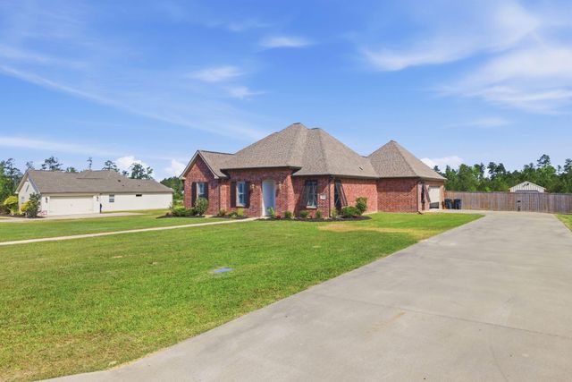 147 Plantation Trace, Longville, LA 70652