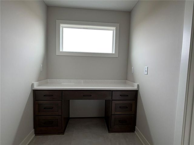 1813 SW Arbormist Drive, Lee's Summit, MO 64082