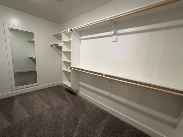 1813 SW Arbormist Drive, Lee's Summit, MO 64082