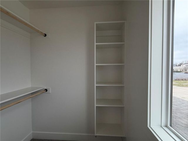 1813 SW Arbormist Drive, Lee's Summit, MO 64082