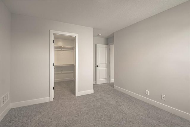 1813 SW Arbormist Drive, Lee's Summit, MO 64082