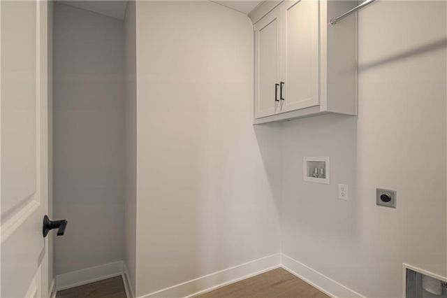 1813 SW Arbormist Drive, Lee's Summit, MO 64082