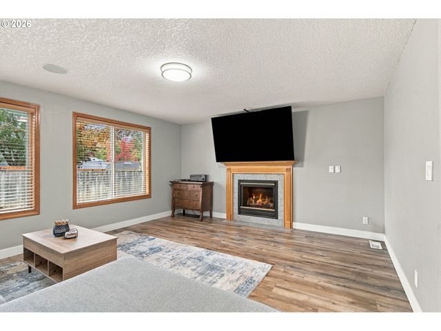 214 Nw 12TH St, Battle Ground, WA 98604