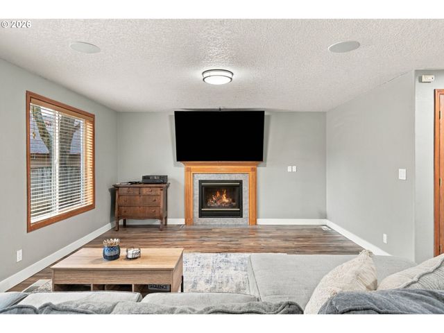 214 Nw 12TH St, Battle Ground, WA 98604