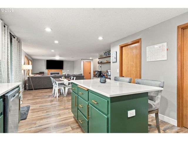 214 Nw 12TH St, Battle Ground, WA 98604